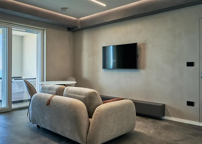 Thalora - Luxury Бари